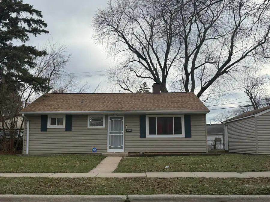 5468 N Strathmore Ave, Milwaukee, WI 53218 - #2