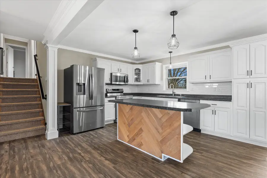 609 Clinton St, Horicon, WI 53032 - #3