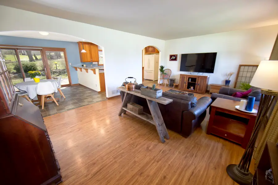 W254S6440 Mcgregor Ct, Vernon, WI 53189 - #3