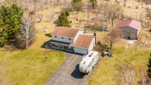 S107W36898 Annice Ln, Eagle, WI 53119