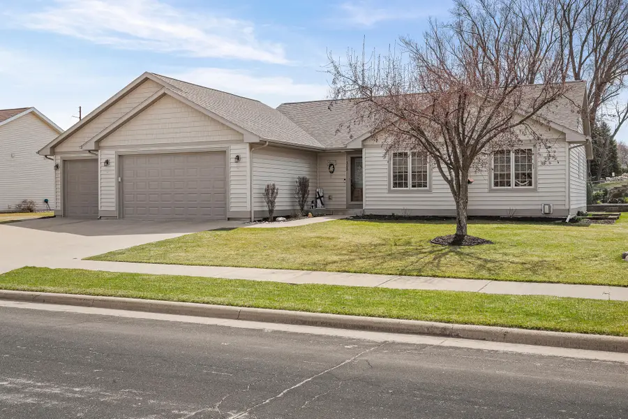 308 Grant St, Holmen, WI 54636 - #2