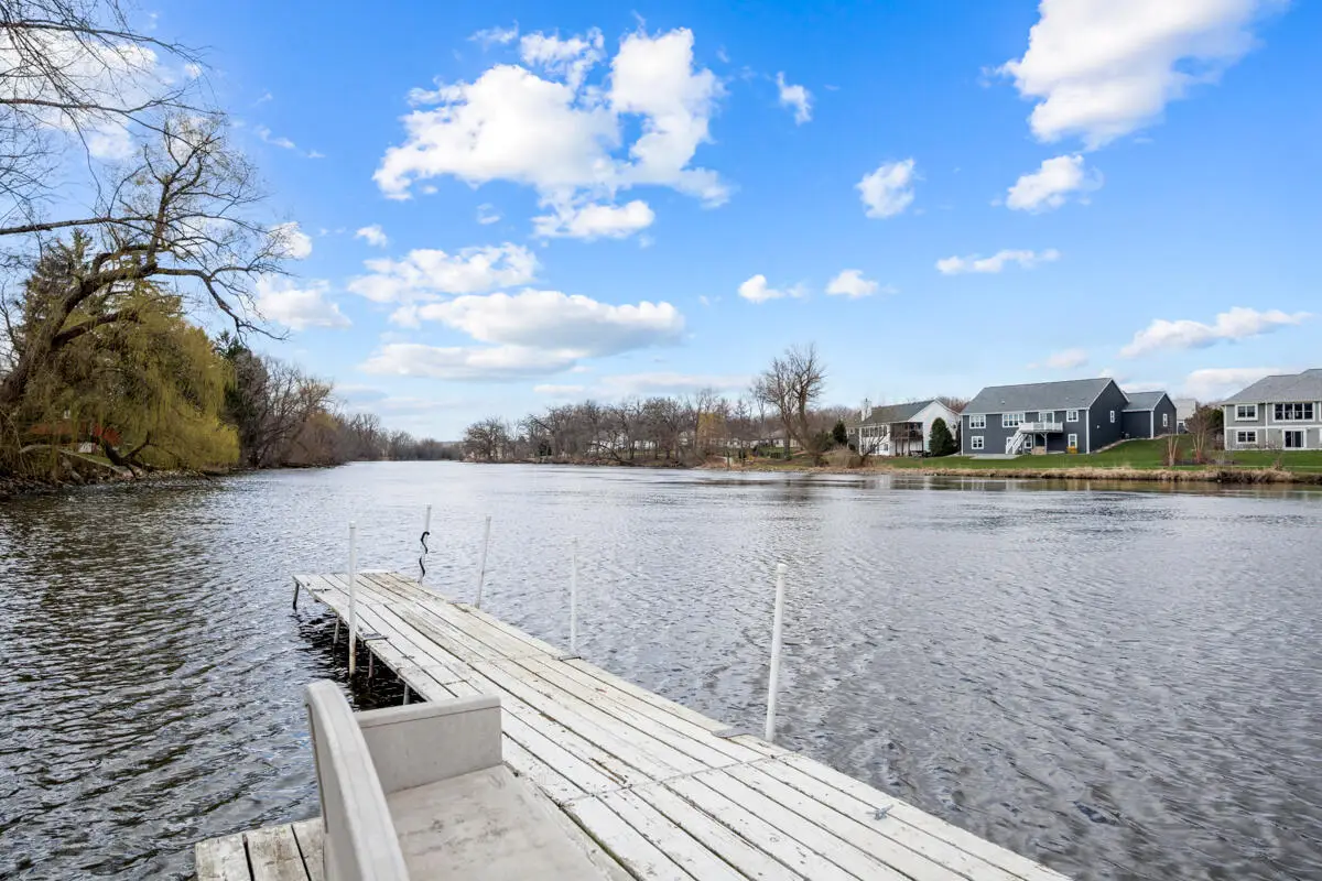 2530 N River Rd, Rochester, WI 53185 - #1