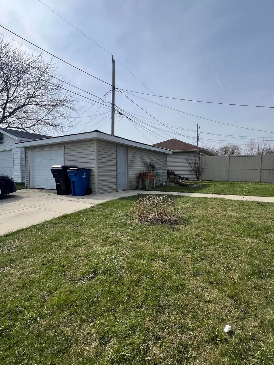 1854 Jupiter Ave, Racine, WI 53404 - #3