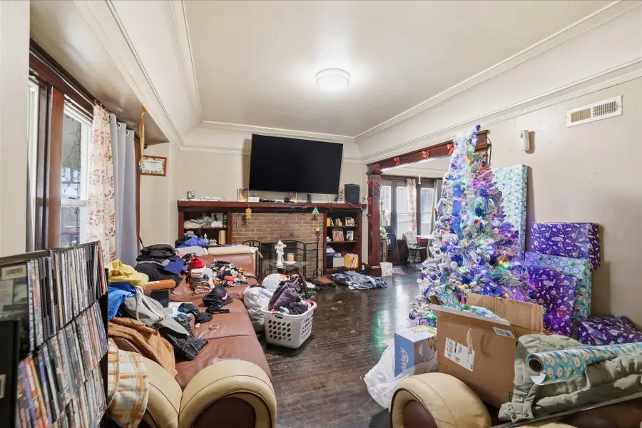 2875 N 36th St, Milwaukee, WI 53210 - #3