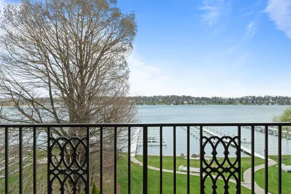 35 S Walworth Ave, Williams Bay, WI 53191