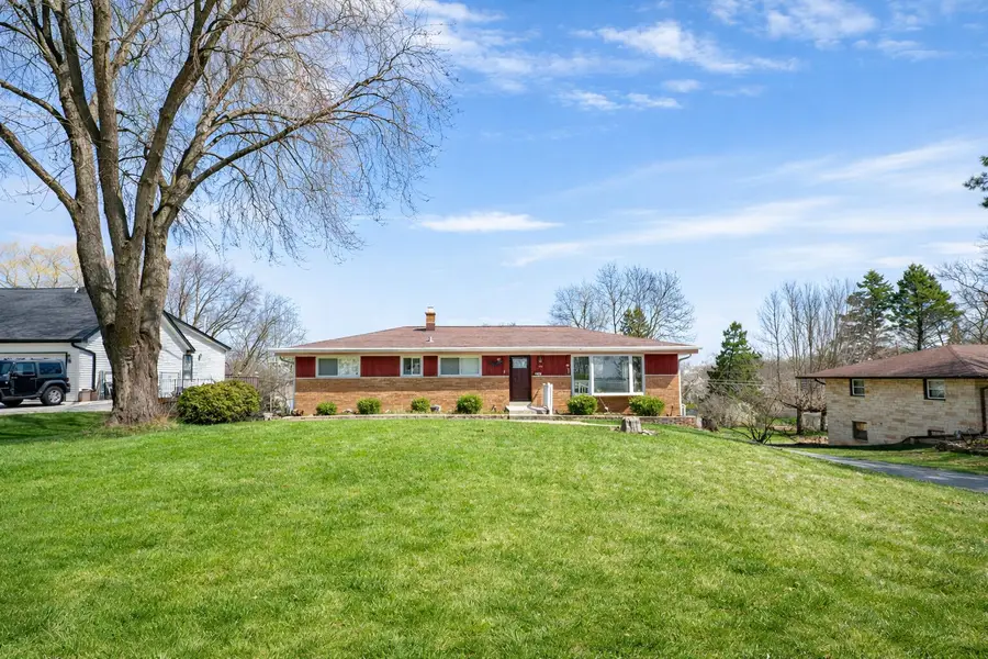 1100 Alfred St, Brookfield, WI 53005 - #3