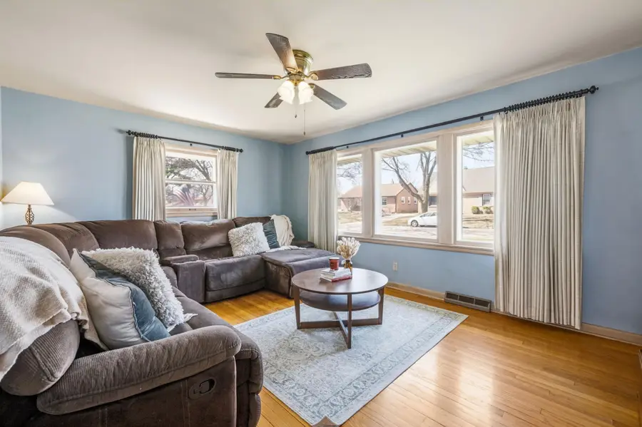 1300 S 95th St, West Allis, WI 53214 - #3