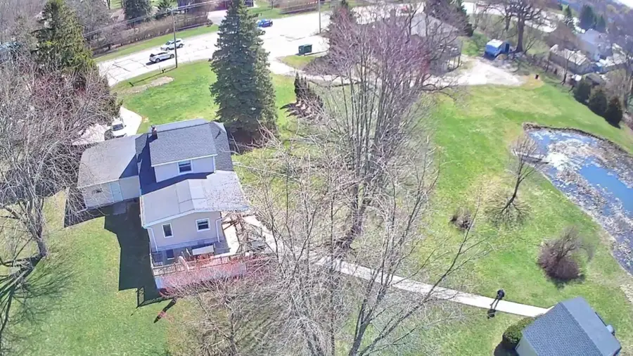 10063 S Chicago Rd, Oak Creek, WI 53154 - #2