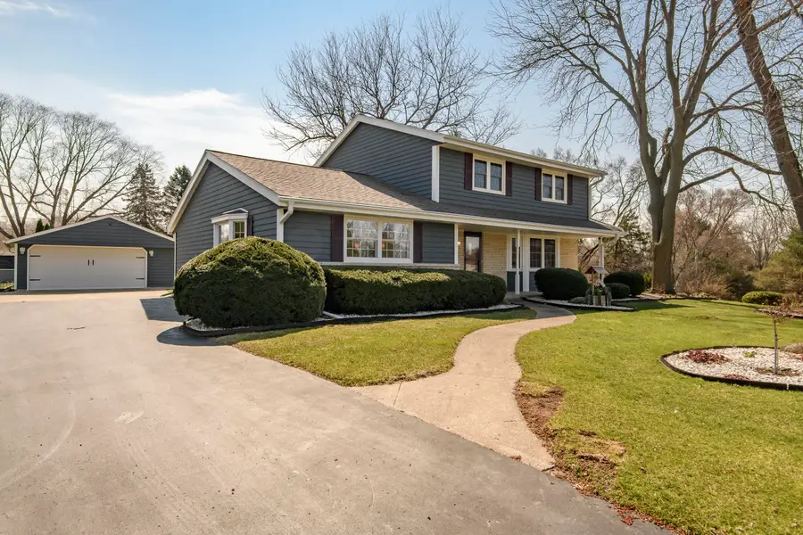 770 Linden Ln, Brookfield, WI 53045 - #2