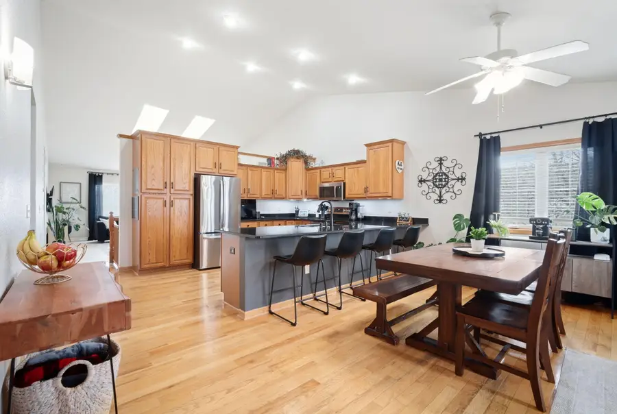 1456 Dovetail Dr, Hartford, WI 53027 - #3