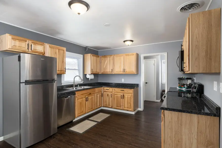 1633 Wood St, La Crosse, WI 54603 - #3