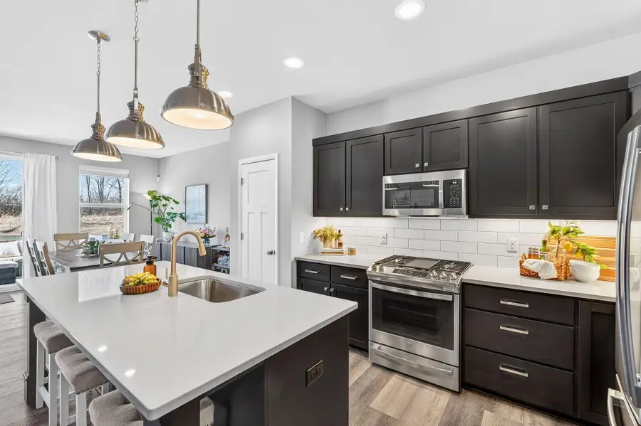 N62W21752 Augusta Pkwy, Menomonee Falls, WI 53051 - #3