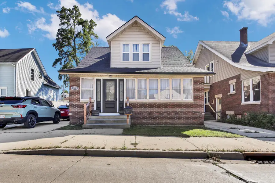 1031 W Washington St, West Bend, WI 53095 - #3