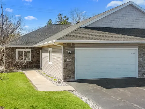 206 Potter Rd, Elkhorn, WI 53121