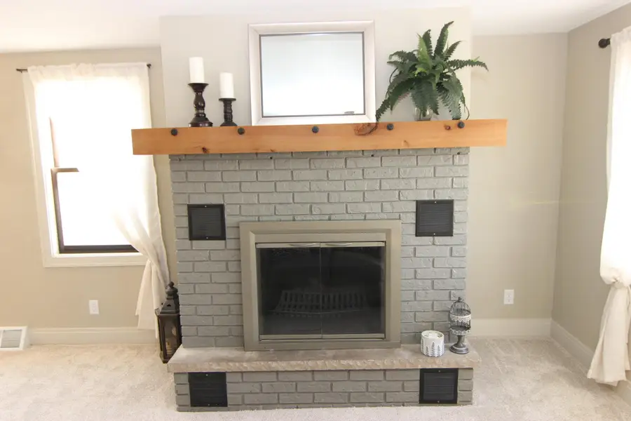 1303 S 9th St, Watertown, WI 53094 - #3