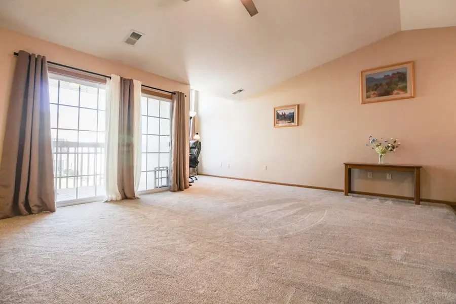 1612 Commonwealth Dr, Fort Atkinson, WI 53538 - #3