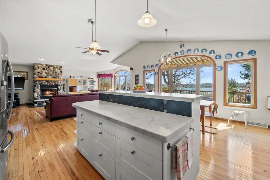 W303N2665 Maple Ave, Delafield, WI 53072 - #3