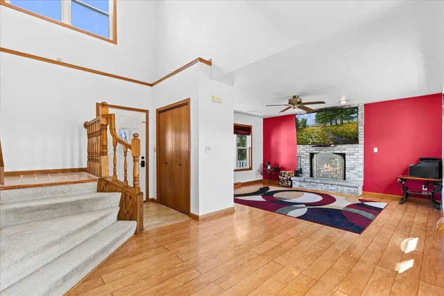 1416 Villa Park Ct, West Bend, WI 53090 - #3