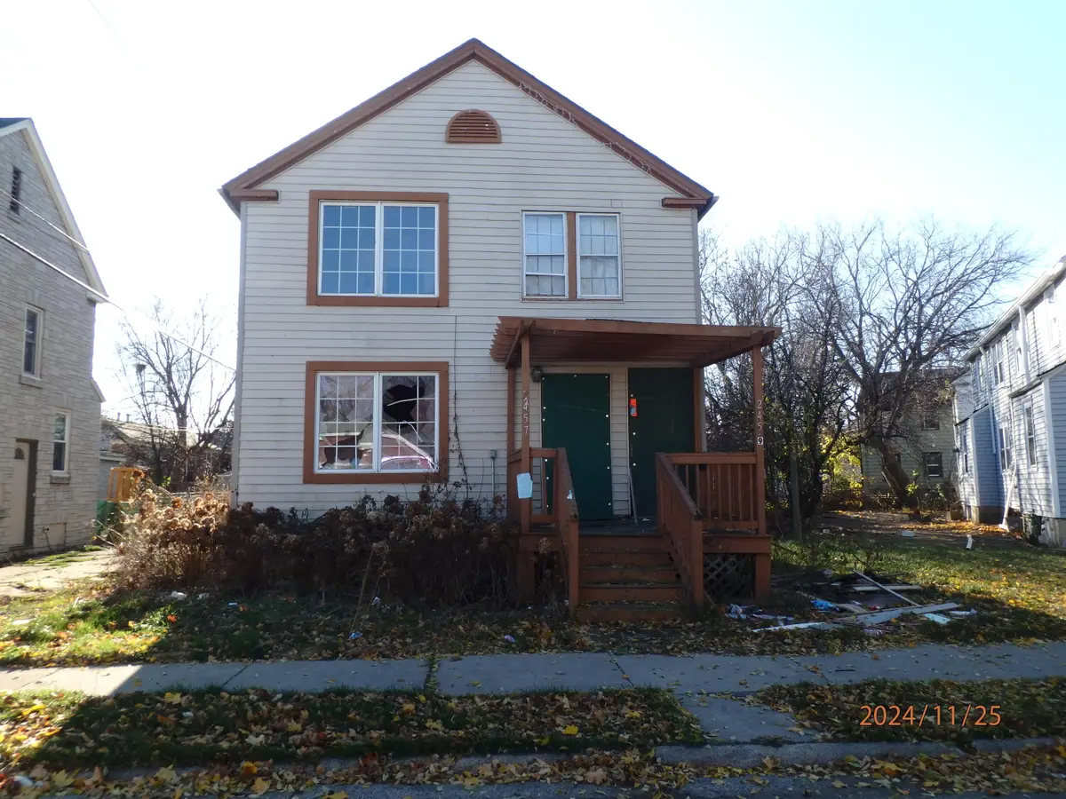 2457 W Congress St, Milwaukee, WI 53209 - #1