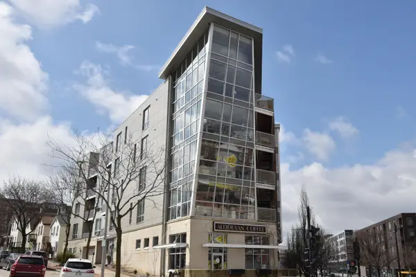 1541 N Jefferson St, Milwaukee, WI 53202