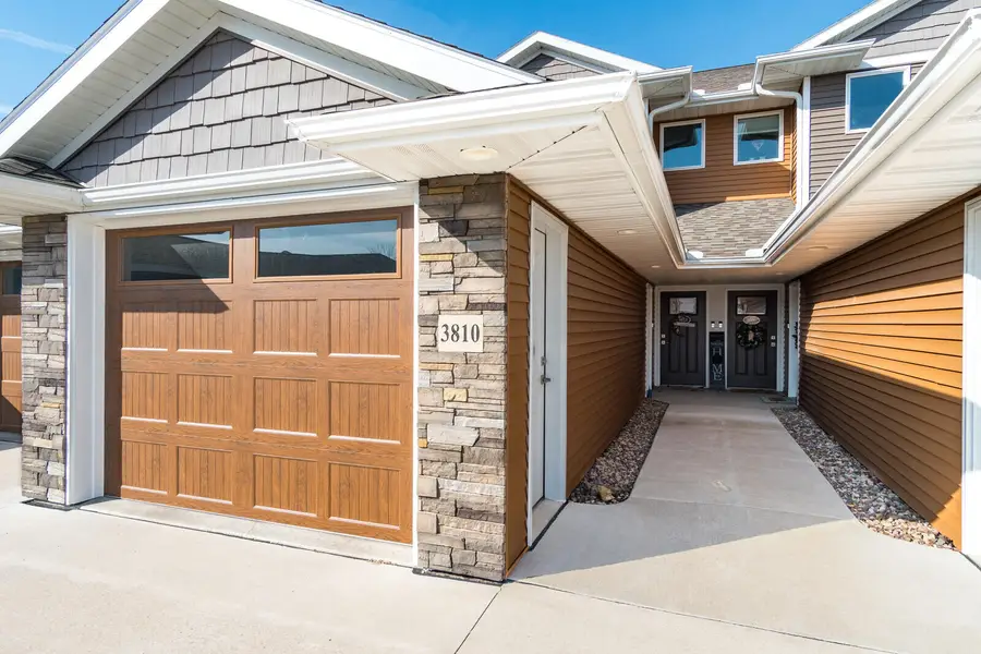 3810 Sunnyside Dr, La Crosse, WI 54601 - #2