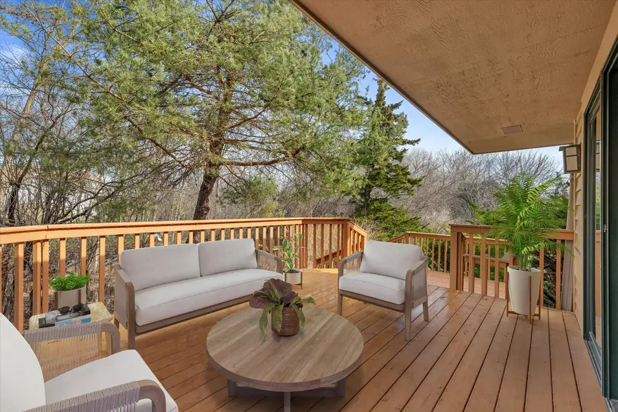 3381 S Highpointe Dr, New Berlin, WI 53151 - #3