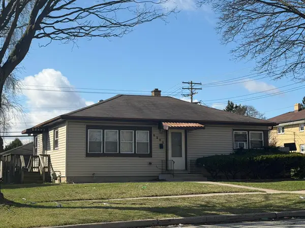 7519 W Congress St, Milwaukee, WI 53218