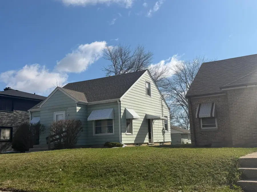 4548 N 76th St, Milwaukee, WI 53218 - #3