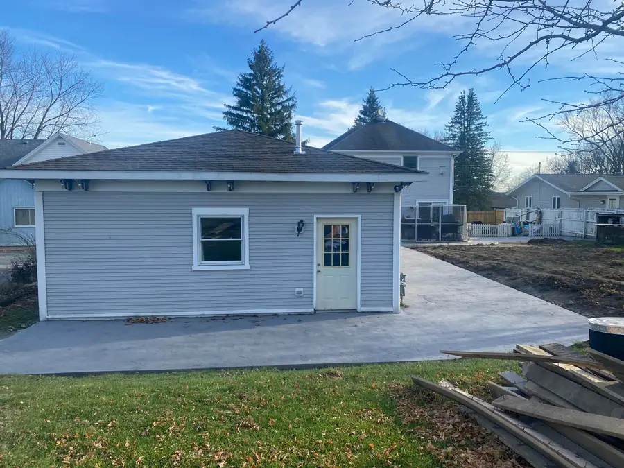 222 W Beloit St, Darien, WI 53114 - #3