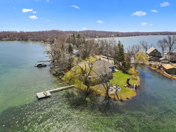 298 W Park Dr, Twin Lakes, WI 53181