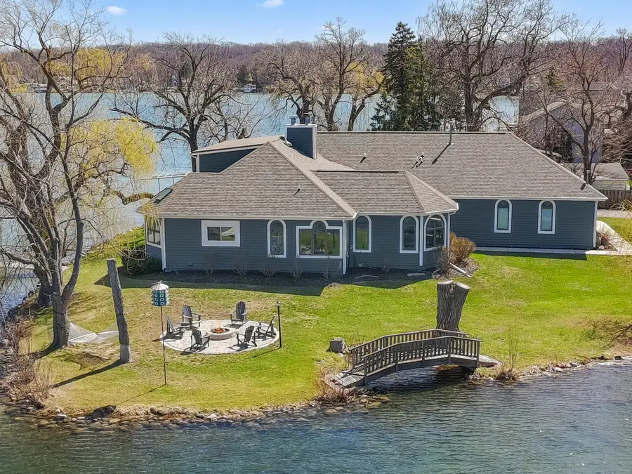 298 W Park Dr, Twin Lakes, WI 53181 - #2
