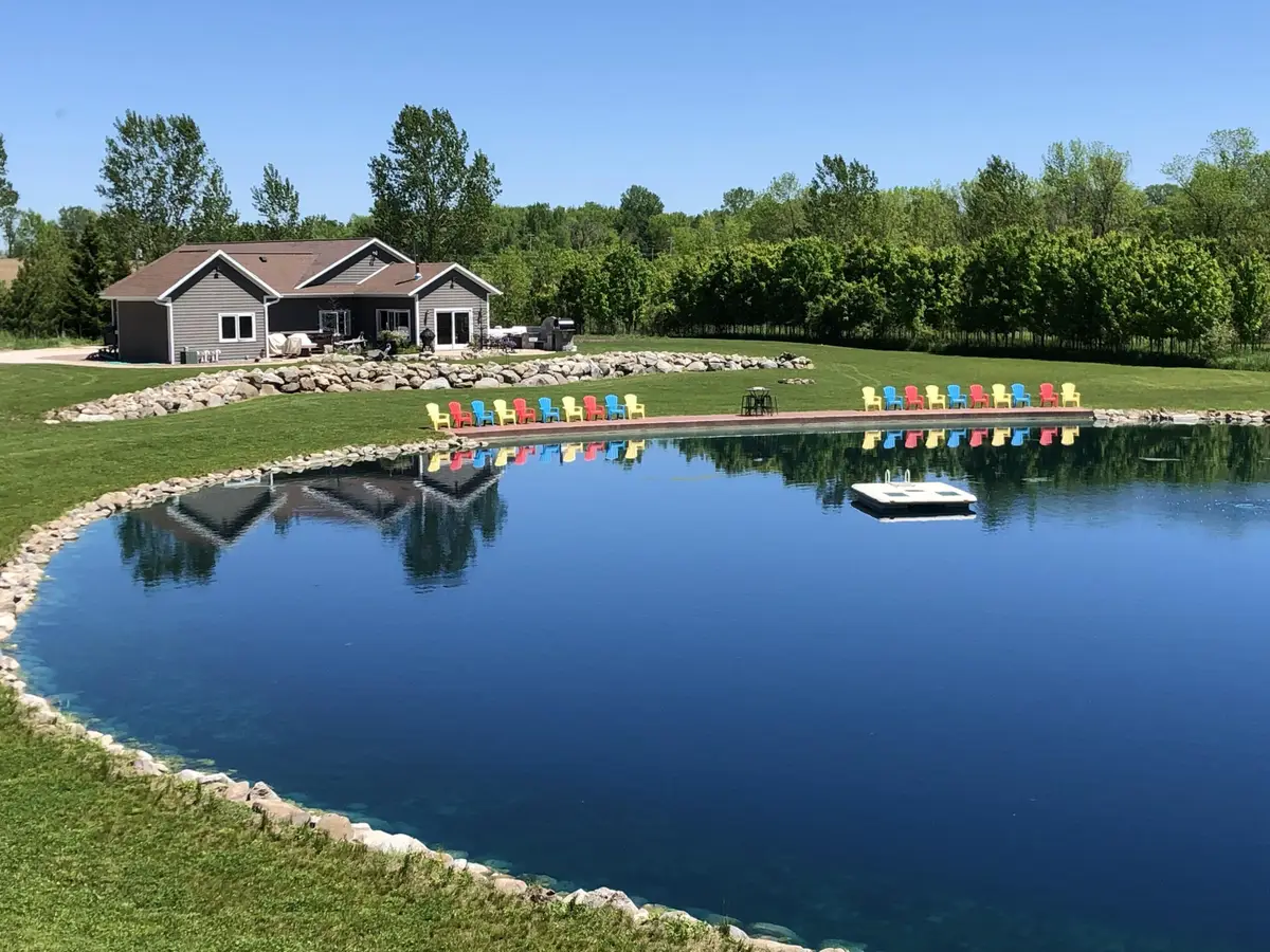 985 W Fur Farm Rd, New Holstein, WI 53061 - #1