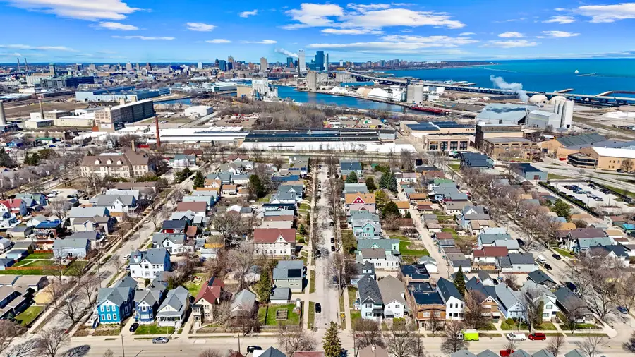 2243 S Woodward St, Milwaukee, WI 53207 - #3