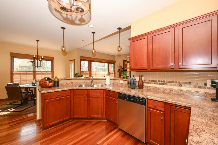 6305 Cedarhedge Dr, Mount Pleasant, WI 53406 - #3