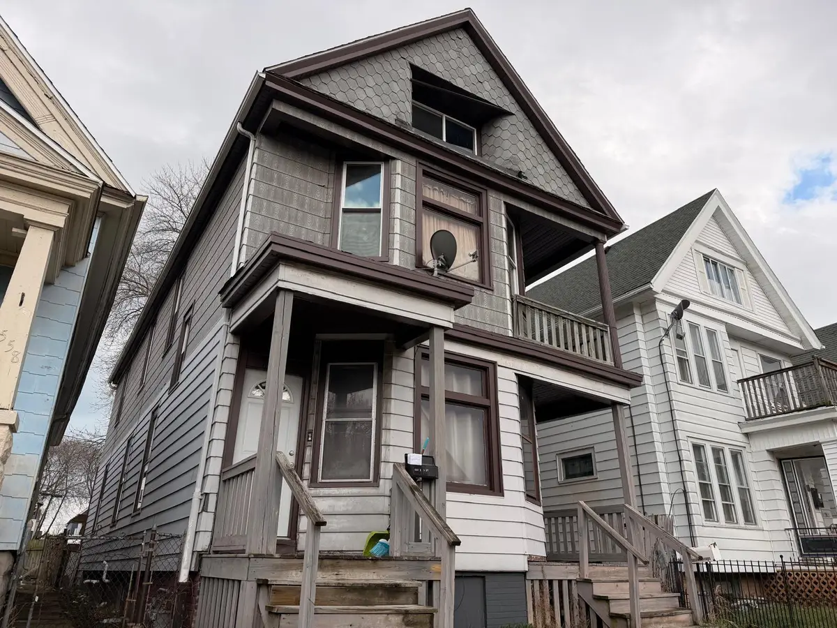 1560-1562 S 15th St, Milwaukee, WI 53204 - #1