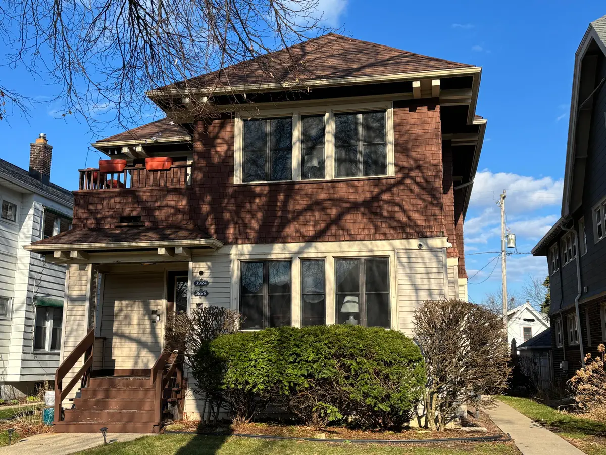 3924 N Maryland Ave, Shorewood, WI 53211 - #1