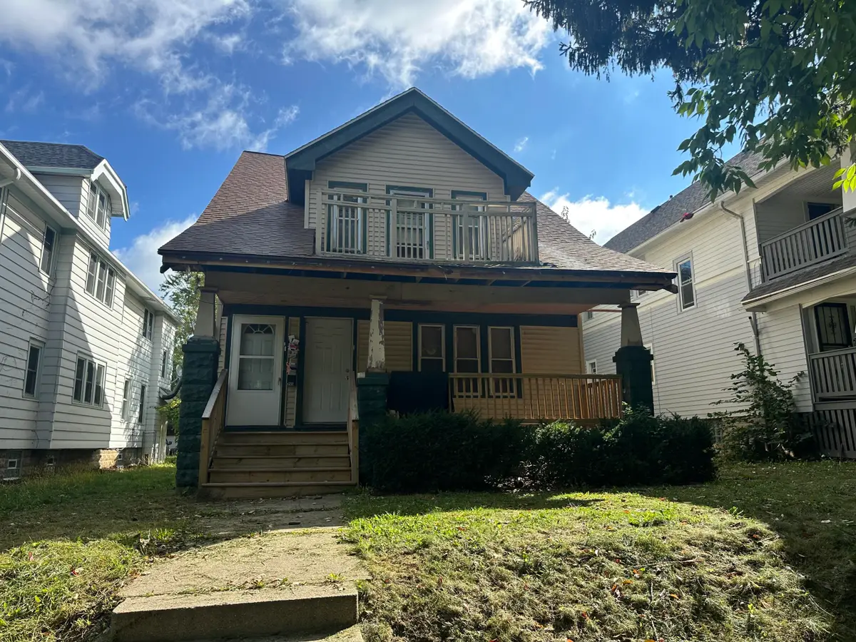 2554 N 51st St, Milwaukee, WI 53210 - #1