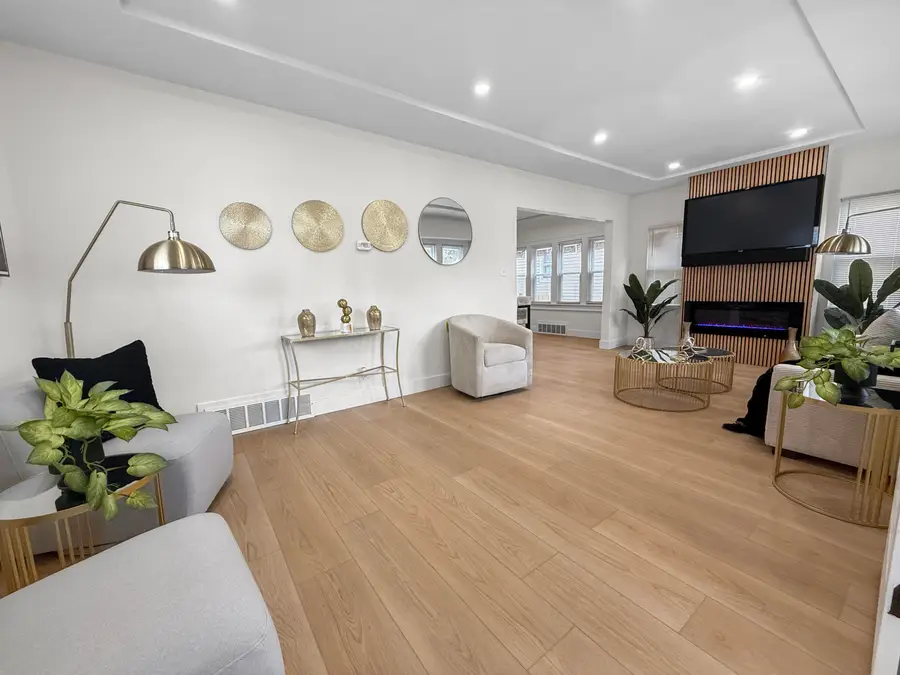 3842 N 13th St, Milwaukee, WI 53206 - #3