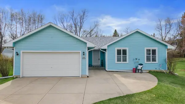 W226N8365 Friess Pl, Lisbon, WI 53089