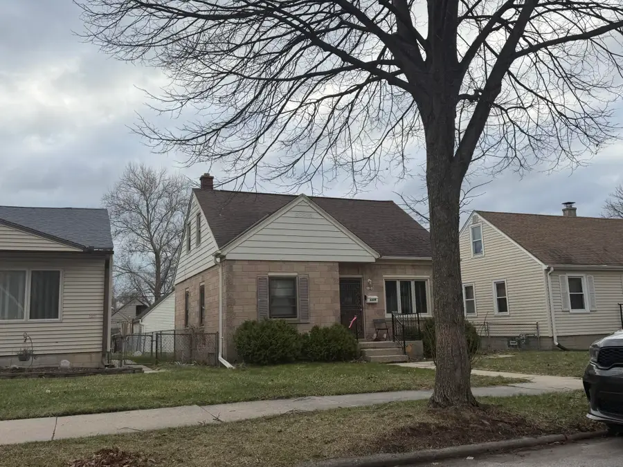5324 N 49th St, Milwaukee, WI 53218 - #3