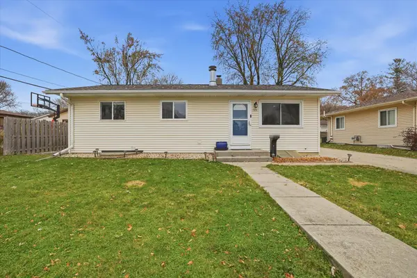 1974 Jan Ave, Waukesha, WI 53188