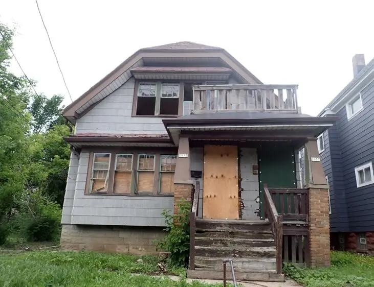 2955 N 14 St, Milwaukee, WI 53206 - #1