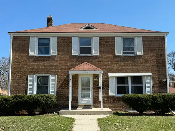 2344 S 60th St, West Allis, WI 53219