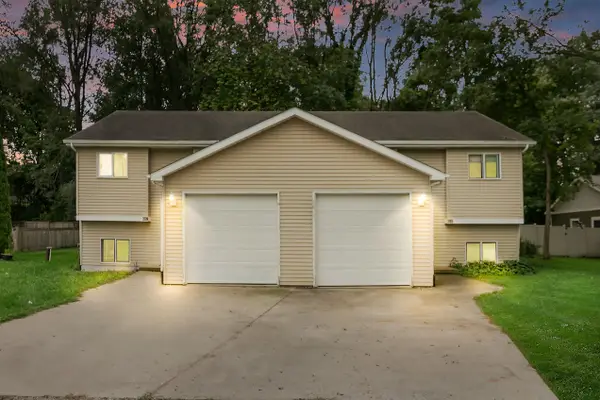 605 Gatewood Dr, Twin Lakes, WI 53181