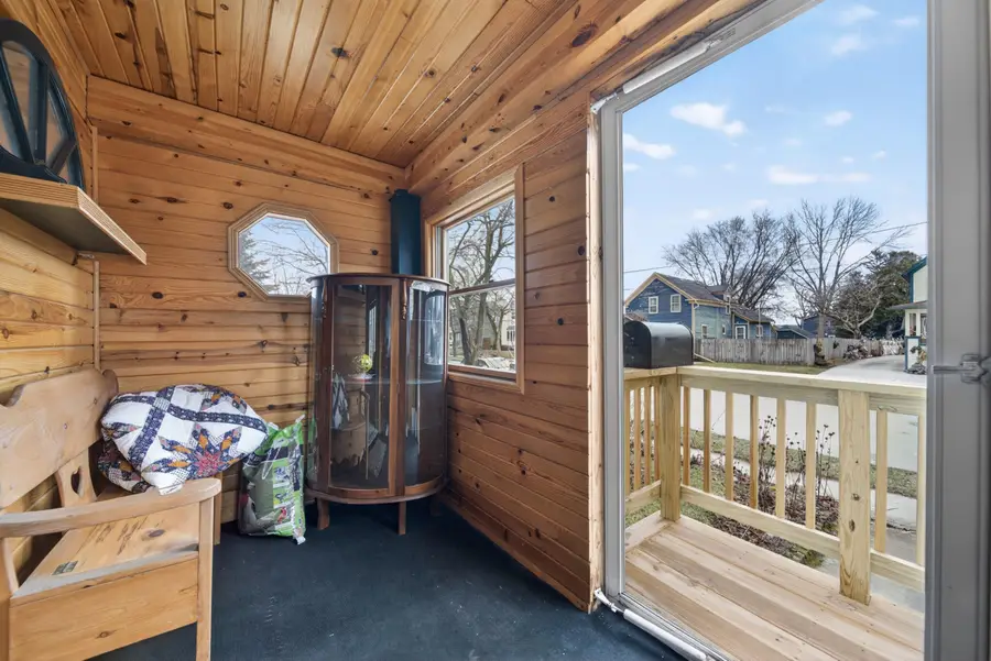 620 N 5th St, Manitowoc, WI 54220 - #2