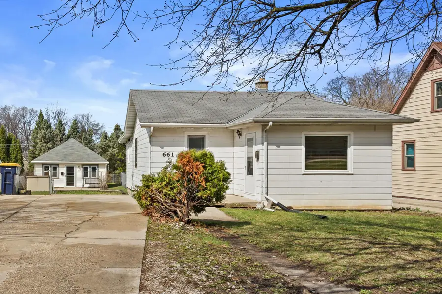 661 S 100th St, West Allis, WI 53214 - #2