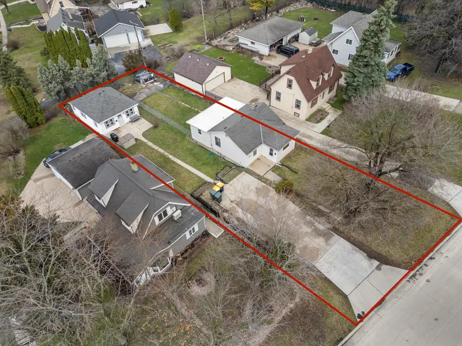 661 S 100th St, West Allis, WI 53214 - #3