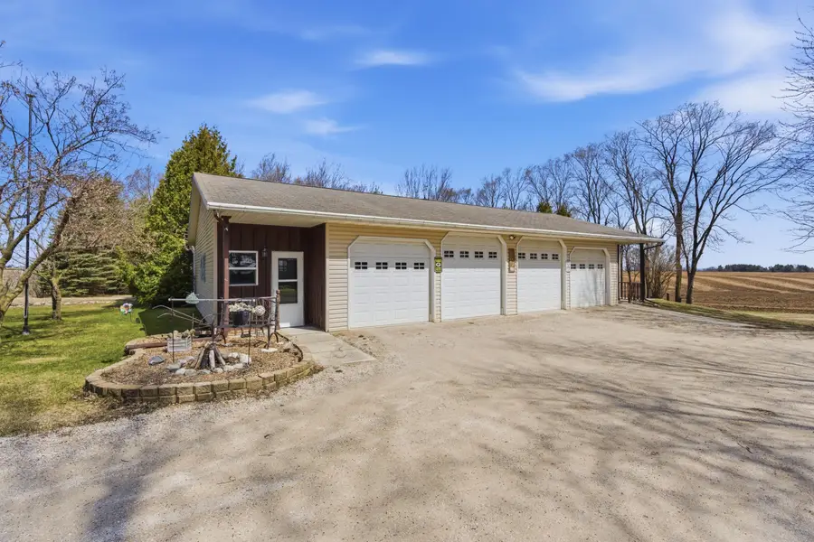 N9415 Sexton Rd, Russell, WI 53020 - #2