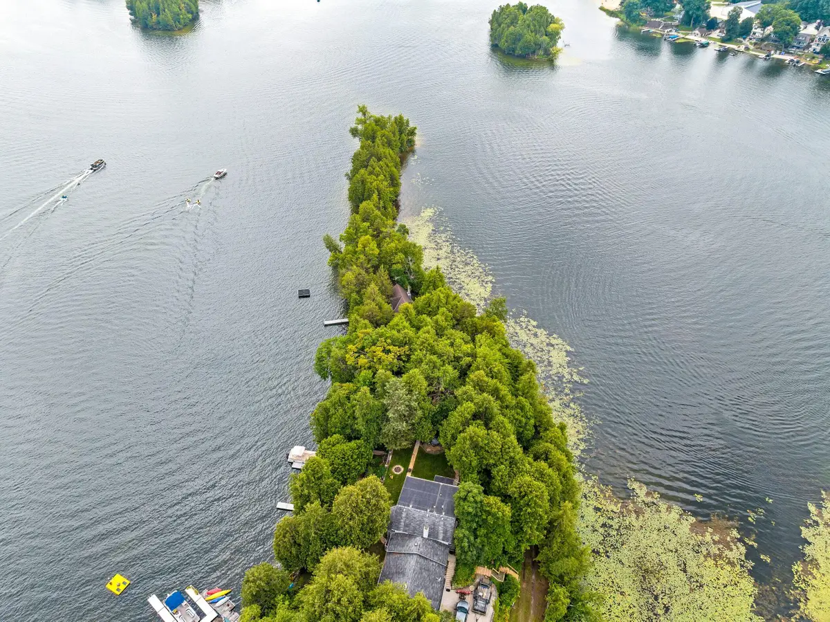 18135 Klemme Rd, Schleswig, WI 53042 - #1