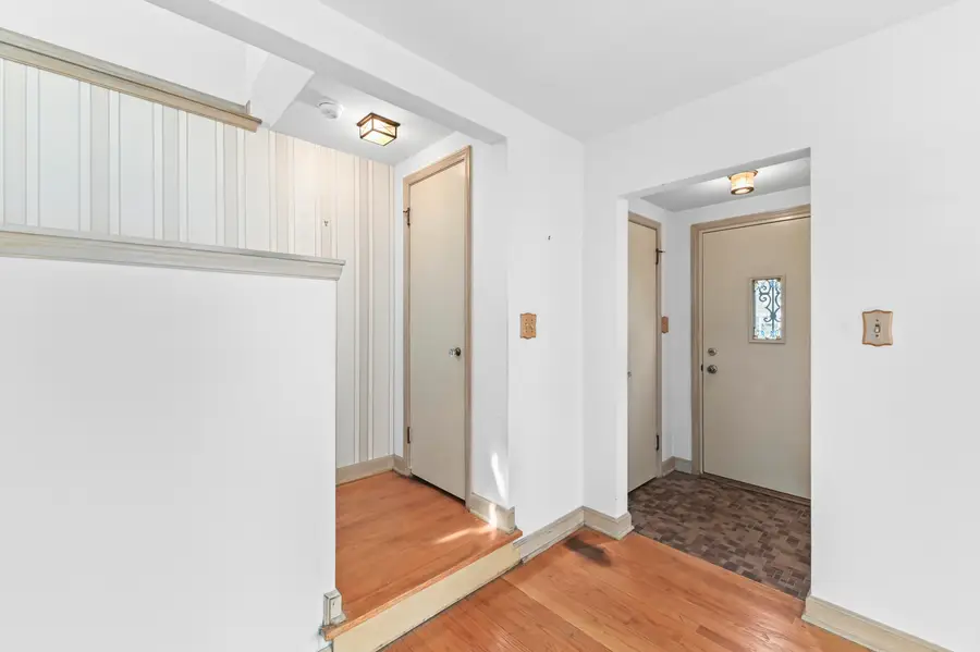 4332 N Sheffield Ave, Shorewood, WI 53211 - #2